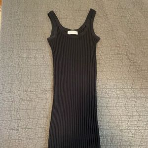 Size small Everlane tube dress